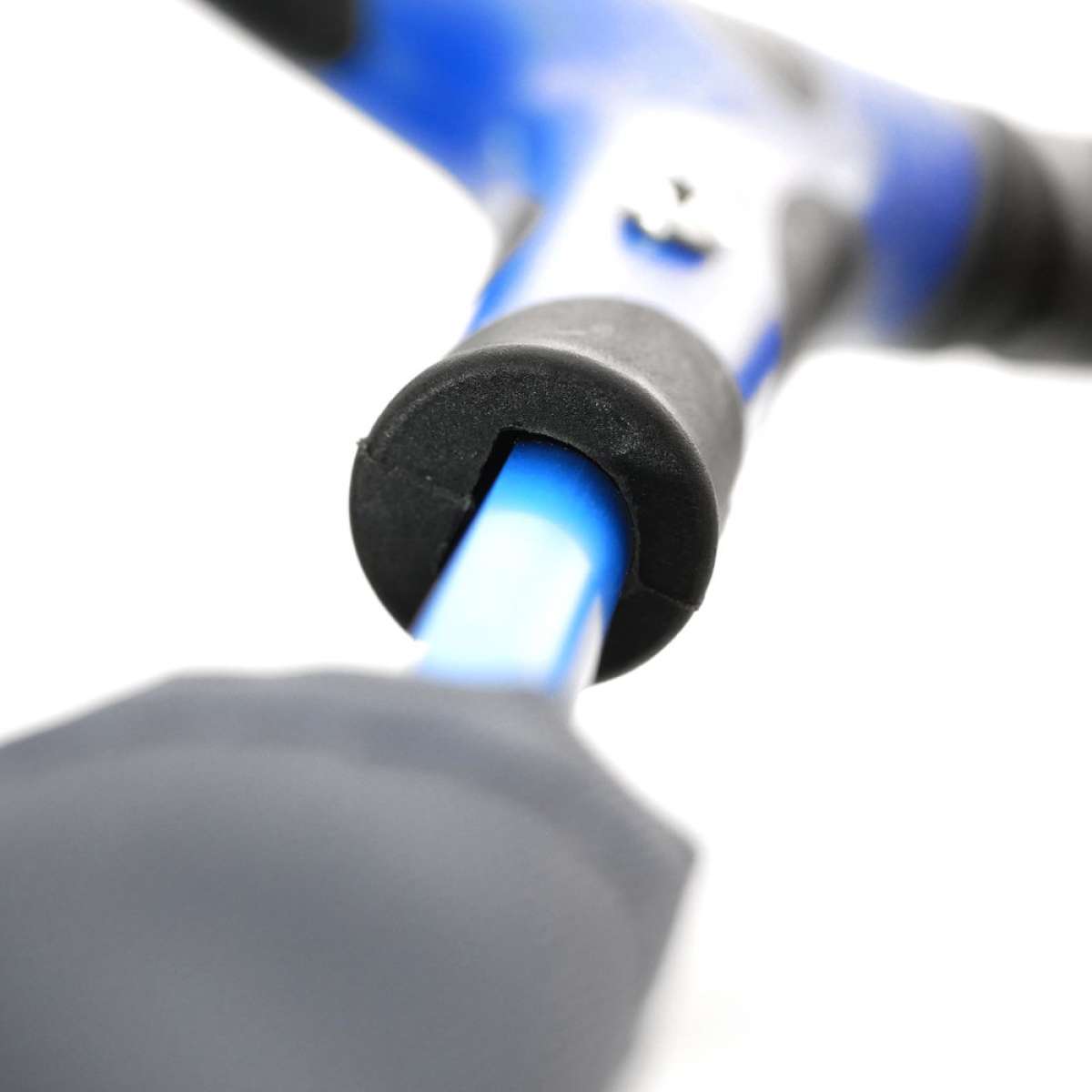 Oválná podběráková hlava YUKI Latex 